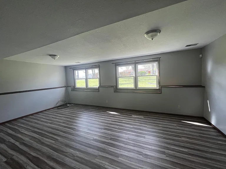 2834 SW Glenside Ct — Photo 28
