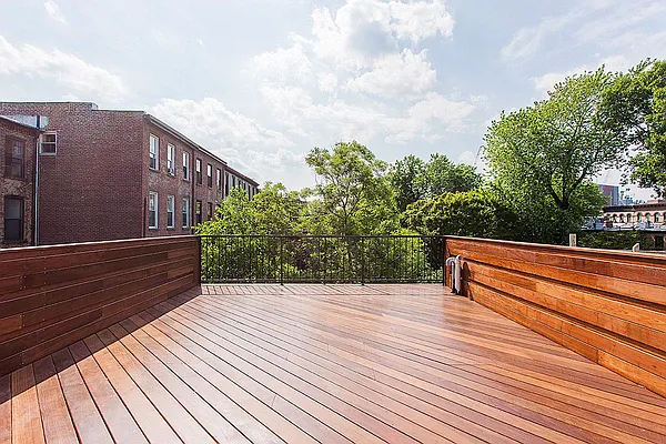 Sold by Owner | media 15