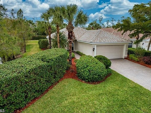 3rd image of 10072 Oakhurst Way
