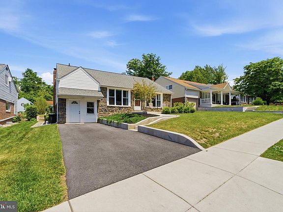 4th image of 1435 Windsor Park Ln