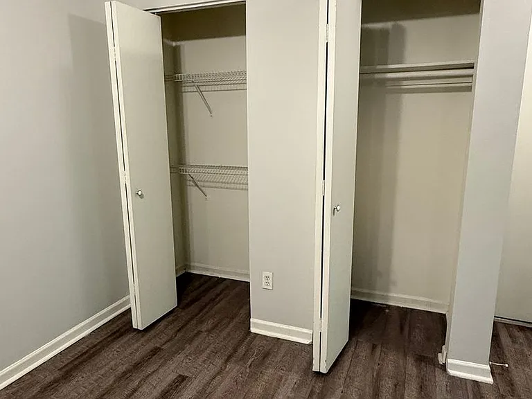 Foxfire West Apartments — Photo 12