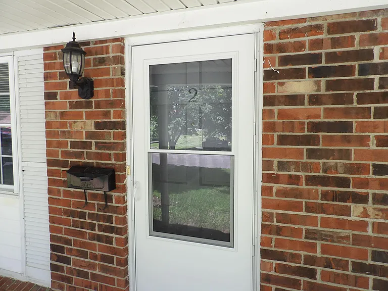 248 Meadowview Dr #2 — Photo 6