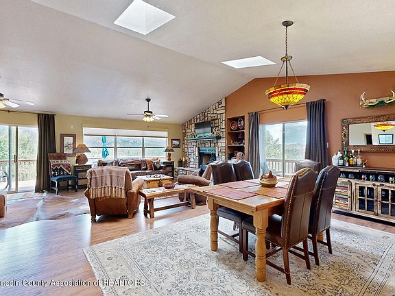 2nd image of 106 Lost Mountain Ct