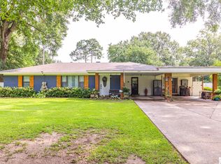 608 Lakeshore Dr, Monroe, LA 71203