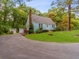 43 Lawrence Rd, Halifax, MA 02338