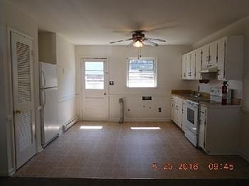 4th image of 1823 Parkview Ave #A