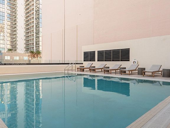 5th image of 225 N Miami Ave Unit 2310