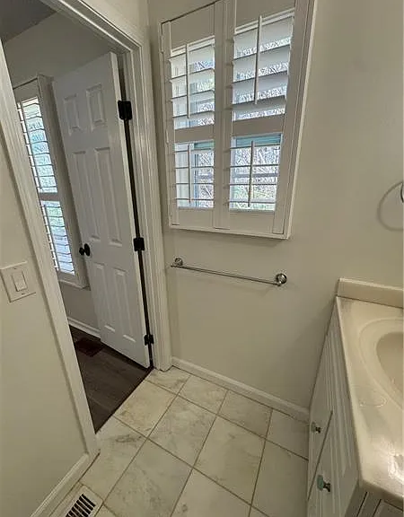 2907 Queen Anne Ct — Photo 22