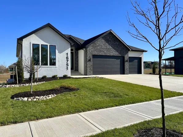 16751 Fellow St, Olathe, KS 66062