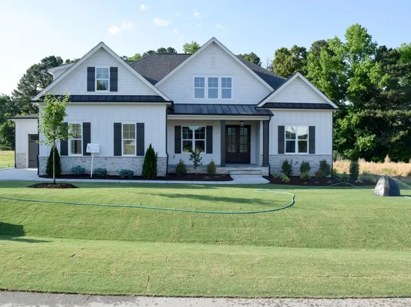 70 Firefly Ln, Youngsville, NC 27596
