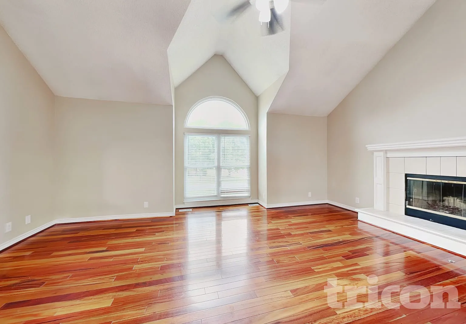 16033 South Ocheltree Street Olathe KS — Photo 2