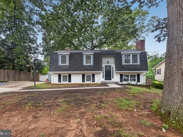 1075 Sun Valley Dr, Annapolis, MD 21409