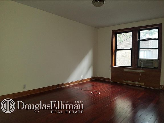 5th image of 150 W 21st St APT 4B