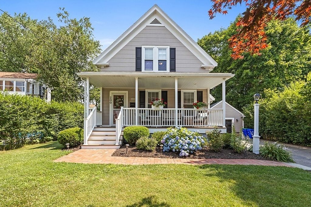 200 Crescent St, Rockland, MA 02370 Zillow
