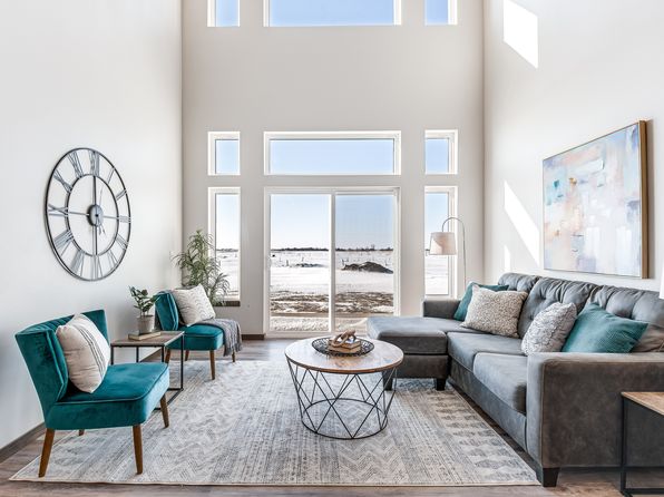 sioux-falls-south-dakota-443812591 picture