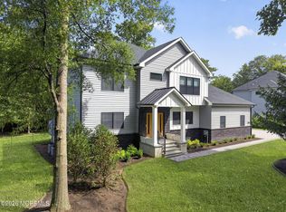 284 Middle Rd, Holmdel, NJ 07733