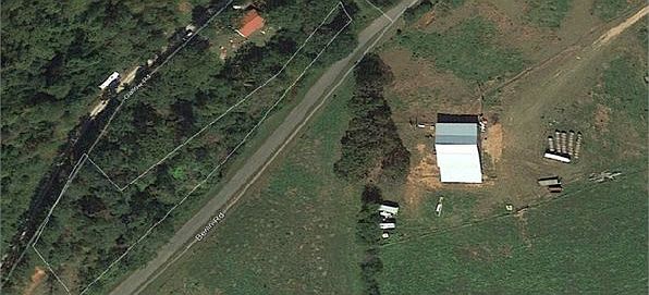 2nd image of 697 Berlin Rd
