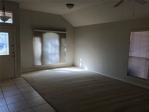 5th image of 5930 Regency Dr