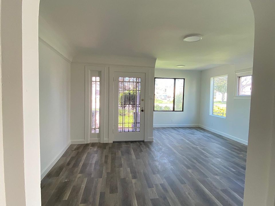 1st image of 1722 S Redondo Blvd