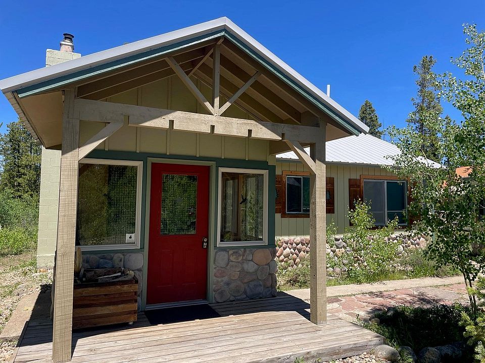 1st image of 25 Aspen Dr