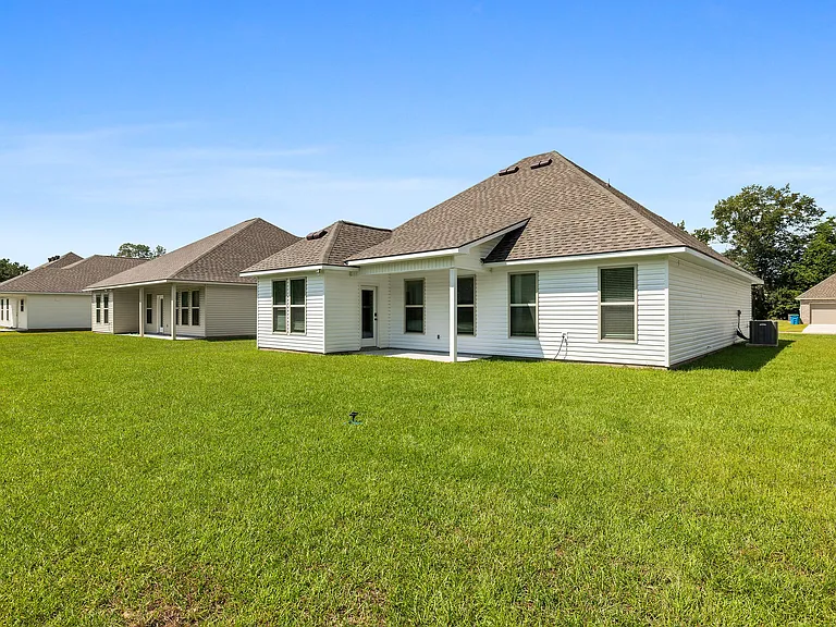 189 Southgate Dr — Photo 10