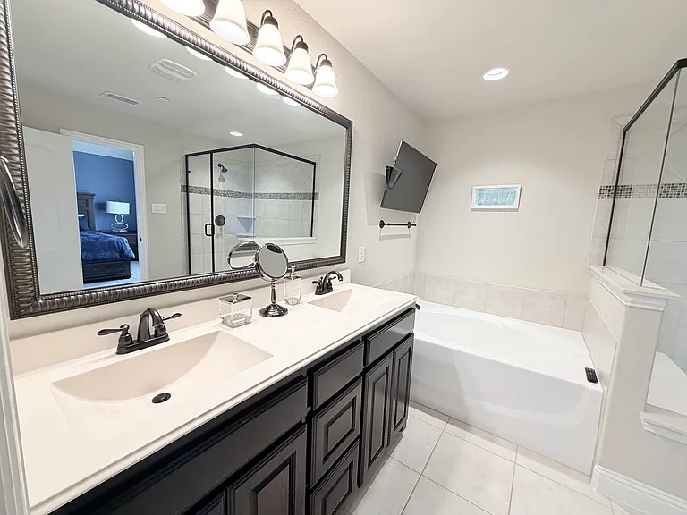 305 Tottenham Ct — Photo 18