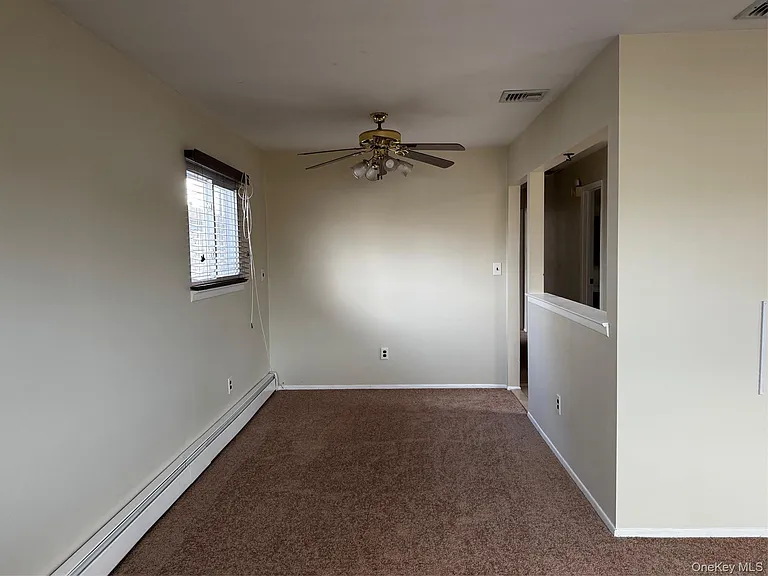 113 Maple Blvd #UPPER — Photo 4