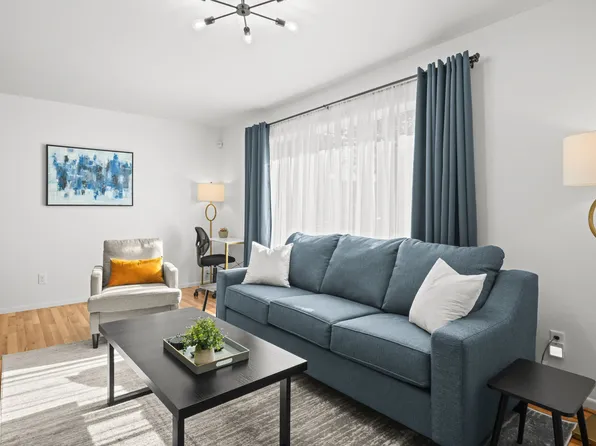 427-429 NE 84th Ave, Portland, OR 97220