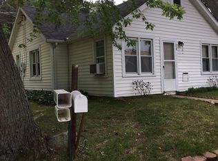 555 Black Oaks Trl, Howell, MI 48843