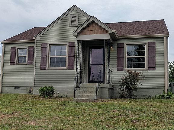 2nd image of 2232 Maplecrest Dr