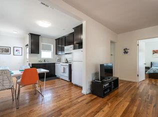 2226 N Catalina St, Burbank, CA 91504