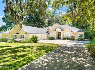 686 FREDERIC Drive, Fleming Island, FL 32003