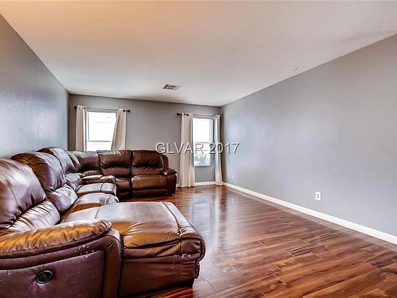 2nd image of 2677 Flathead Falls St