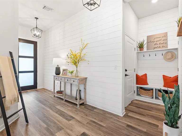 8317 Bestride Bnd — Photo 12