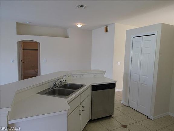 5th image of 2717 SW 42nd Ln