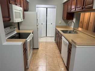 9855 Westview Dr APT 711, Pompano Beach, FL 33076