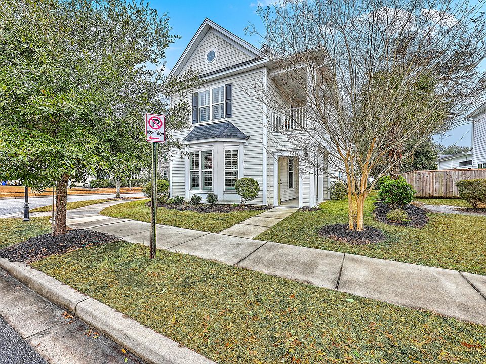 1st image of 2353 Grandiflora Blvd