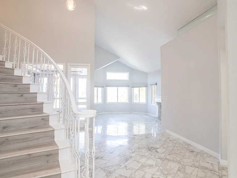 24825 Alexandra Ct — Photo 50