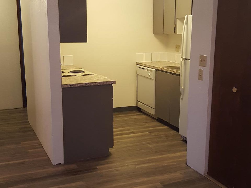 2nd image of 105 N McKinley St APT 1