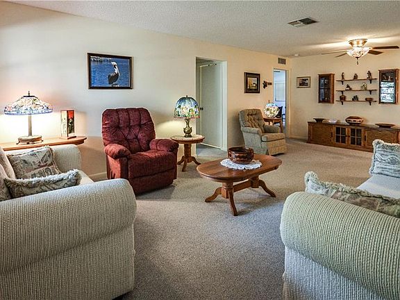 4th image of 9631 SW 95th Ct Unit A