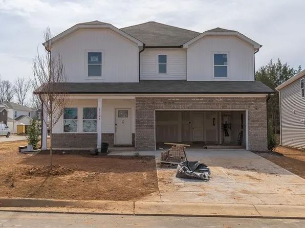 1720 Pie Filling Dr, Haw River, NC 27258