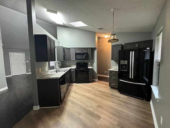 5th image of 1545 Tangelo Dr