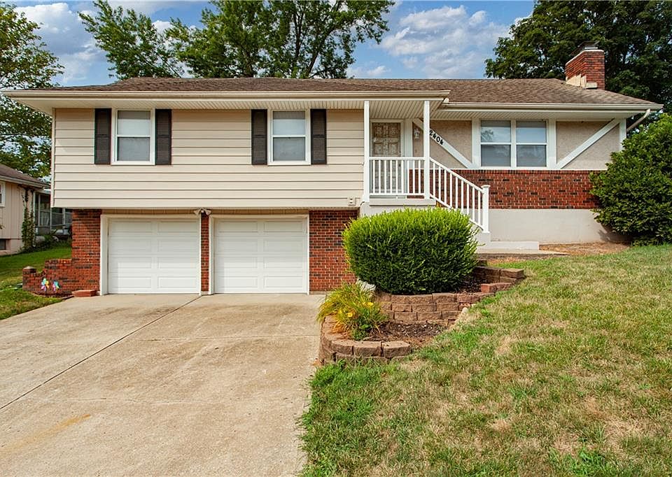 1st image of 2404 Viking Dr