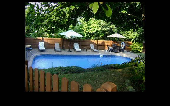 Before the customs stairs