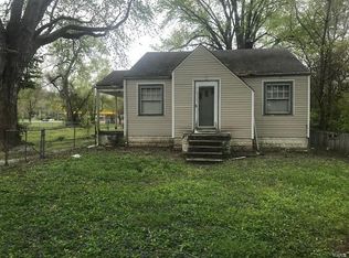 8780 Maple Ave, Caseyville, IL 62232