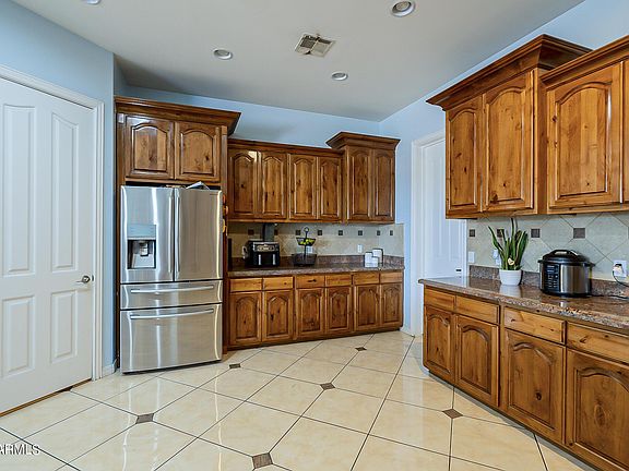 4th image of 4206 S 65th Dr