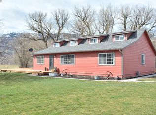 66946 Miller Ln, Union, OR 97883