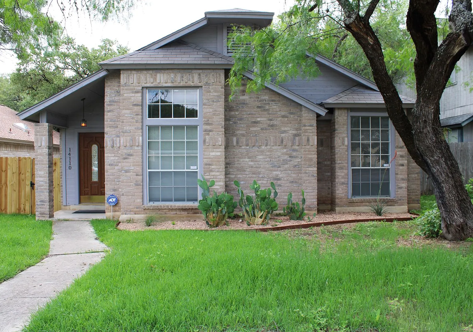 3-Bedroom In Castle Hills Forest — Photo 1