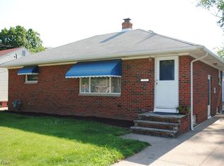 223 Gayle Dr, Sheffield Lake, OH