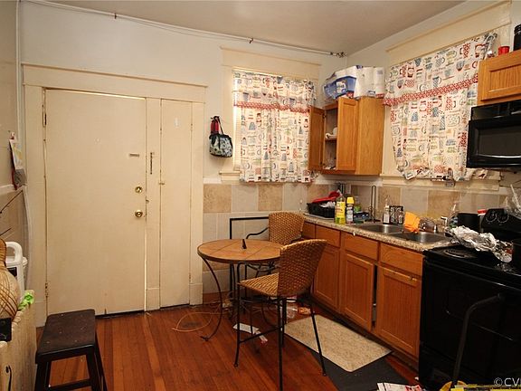 3rd image of 3011 Woodrow Ave